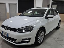 Bianco Usata 2016 VW Golf Comfortline Tre volumi | 10.490 €