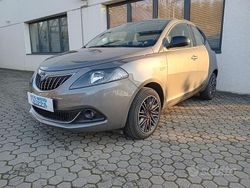 Grigio Usata 2023 Lancia Ypsilon Gold Due volumi | 12.500 € (Buon prezzo)