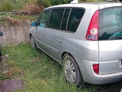Usata 2008 Renault Grand Espace Monovolume | 500 €