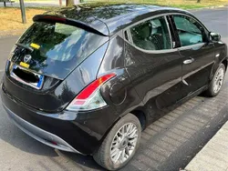 Usata 2012 Lancia Ypsilon Gold Due volumi | 6300 € (Buon prezzo)