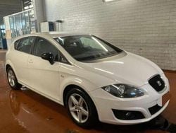 Bianco Usata 2011 Seat Leon Style Tre volumi | 5970 € (Buon prezzo)