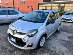 Grigio Usata 2012 Renault Twingo Due volumi | 4900 € (Buon prezzo)