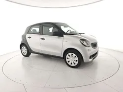 Argento Usata 2016 Smart ForFour Tre volumi | 9600 € (Buon prezzo)