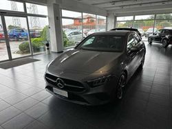 Grigio Usata 2024 Mercedes A180 Advanced Tre volumi | 29.990 € (Buon prezzo)
