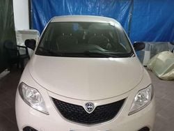 Usata 2016 Lancia Ypsilon S Due volumi | 6499 € (Buon prezzo)