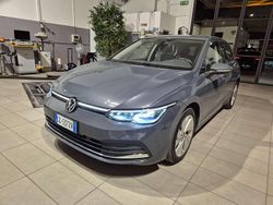Grigio Usata 2021 VW Golf Style Tre volumi | 20.000 € (Buon prezzo)
