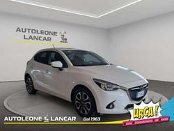 Bianco Usata 2016 Mazda 2 Exceed Tre volumi | 8480 € (Buon prezzo)