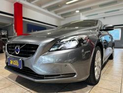 Argento Usata 2014 Volvo V40 CC Summum Station wagon | 13.490 €