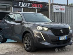Grigio Usata 2021 Peugeot 2008 Active SUV | 16.800 € (Cara)