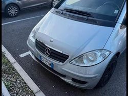 Grigio Usata 2005 Mercedes A180 Due volumi | 3350 €