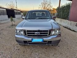 Usata 2005 Ford Ranger XLT Pick-up | 9900 € (Buon prezzo)