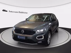 Grigio indyum/tetto nero Usata 2021 VW T-Roc Advance SUV | 24.500 € (Buon prezzo)