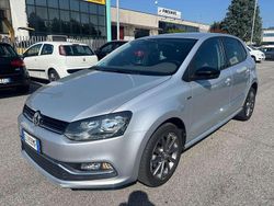 Argento Usata 2015 VW Polo Tre volumi | 9990 € (Cara)