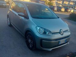 Grigio Usata 2022 VW up! Due volumi | 10.900 € (Buon prezzo)