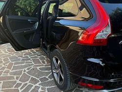 Nero Usata 2014 Volvo XC60 R-Design Kinetic SUV | 11.000 € (Buon prezzo)