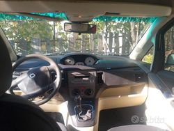 Giallo Usata 2004 Lancia Musa Monovolume | 1500 € (Buon prezzo)