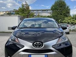 Nero Usata 2014 Toyota Aygo X-clusiv Due volumi | 8500 € (Cara)