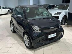 Nero Usata 2022 Smart ForTwo Electric Drive Pure Due volumi | 12.900 € (Buon prezzo)