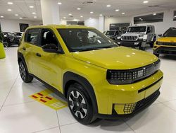 Giallo limone Nuova 2025 Fiat Grande Panda Icon Due volumi | 21.350 € (Buon prezzo)