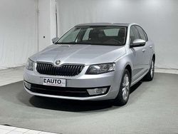 Marrone Usata 2015 Skoda Octavia Ambition Tre volumi | 6800 € (Buon prezzo)