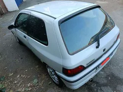 Usata 1995 Renault Clio Tre volumi | 13.000 €