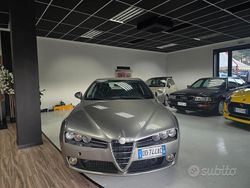 Grigio Usata 2008 Alfa Romeo 159 Tre volumi | 4500 € (Buon prezzo)
