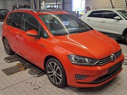 Usata 2015 VW Golf Sportsvan LOUNGE Monovolume | 7350 € (Super prezzo)