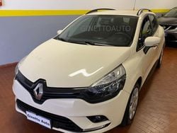 Beige Usata 2017 Renault Clio GrandTour Intens Station wagon | 10.000 € (Cara)