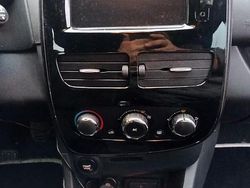 Grigio Usata 2014 Renault Clio IV Tre volumi | 5500 € (Cara)