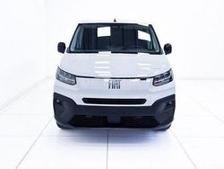 Bianco Nuova 2025 Fiat Doblò Monovolume | 21.000 €