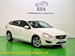 Bianco Usata 2012 Volvo V60 Momentum Station wagon | 9400 € (Cara)