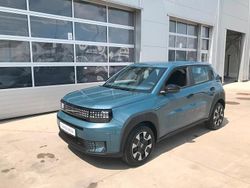 Blu Nuova 2025 Fiat Grande Panda Icon Due volumi | 21.900 € (Cara)