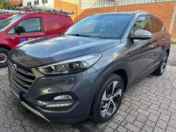 Grigio Usata 2018 Hyundai Tucson Comfort SUV | 15.600 € (Buon prezzo)
