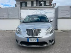 Grigio Usata 2010 Lancia Ypsilon Due volumi | 3400 € (Buon prezzo)
