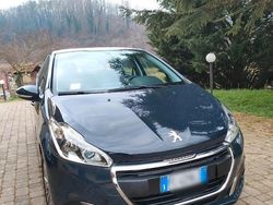 Blu Usata 2017 Peugeot 208 Active Due volumi | 10.550 € (Molto cara)