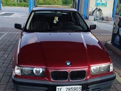 Rosso Usata 1991 BMW 316 Tre volumi | 4900 €