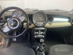 Usata 2009 Mini Cooper Due volumi | 1800 €