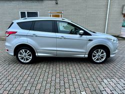 Grigio Usata 2016 Ford Kuga Titanium SUV | 14.900 € (Cara)