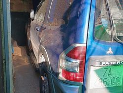 Blu Usata 2001 Mitsubishi Pajero SUV | 4000 €