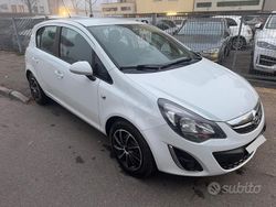Bianco Usata 2013 Opel Corsa Tre volumi | 4300 € (Buon prezzo)