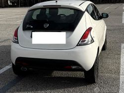 Bianco Usata 2014 Lancia Ypsilon Due volumi | 5500 € (Buon prezzo)
