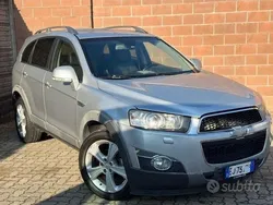 Grigio Usata 2011 Chevrolet Captiva LTZ SUV | 4900 € (Super prezzo)