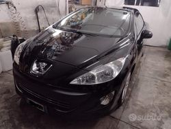 Nero Usata 2011 Peugeot 308 CC Cabrio | 6700 € (Buon prezzo)