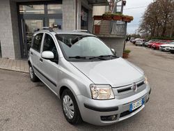 Grigio Usata 2011 Fiat Panda Tre volumi | 5700 € (Buon prezzo)
