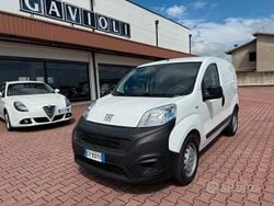 Bianco Usata 2023 Fiat Fiorino Monovolume | 11.900 € (Buon prezzo)