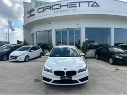 Bianco(met.) Usata 2016 BMW 216 Advantage Monovolume | 13.900 €