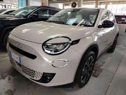 Beige Usata 2025 Fiat 600 La Prima SUV | 19.950 € (Super prezzo)