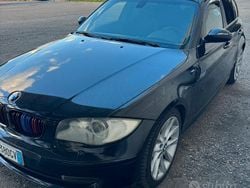 Nero Usata 2008 BMW 118 Due volumi | 2250 € (Buon prezzo)