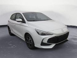 Giallo Usata 2024 MG MG3 Luxury Due volumi | 18.540 € (Buon prezzo)