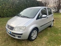 Grigio Usata 2011 Fiat Idea Dynamic Monovolume | 4200 € (Buon prezzo)